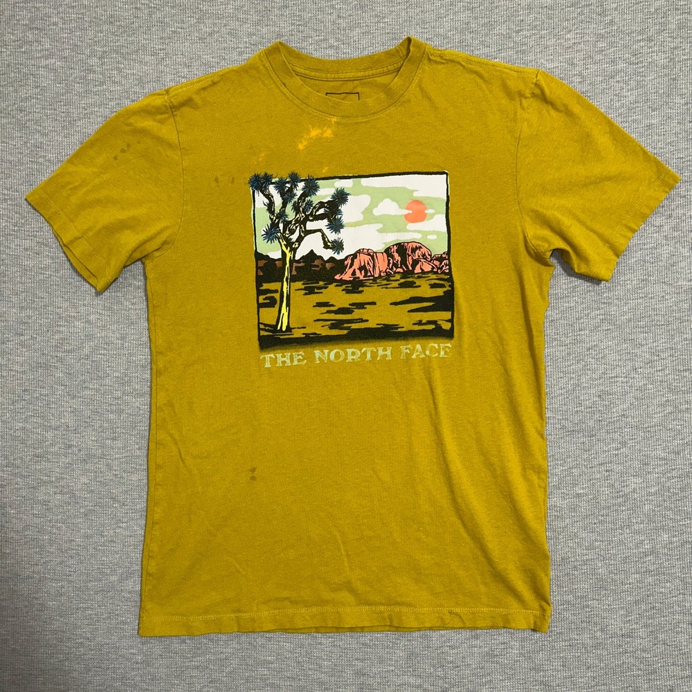 The North Face Joshua Tree Graphic T-Shirt Mustard Yellow Mens Small AXFB131